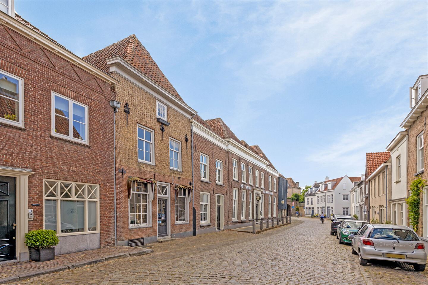 View photo 3 of Wijksestraat 12