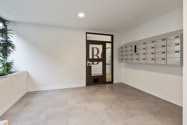 Photo 18 of Rustenburgstraat 8