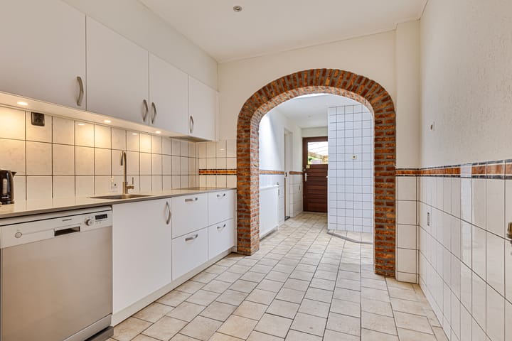 Foto 10 van Spoorstraat 38