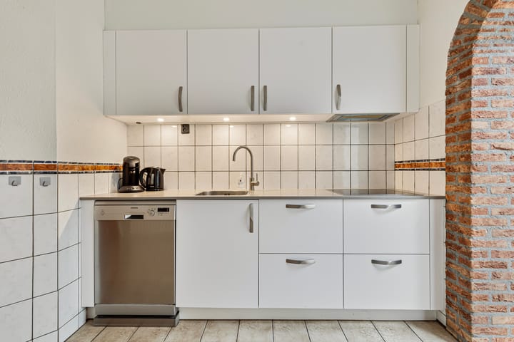 Foto 11 van Spoorstraat 38