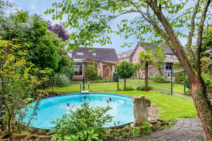 Foto 25 van Spoorstraat 38