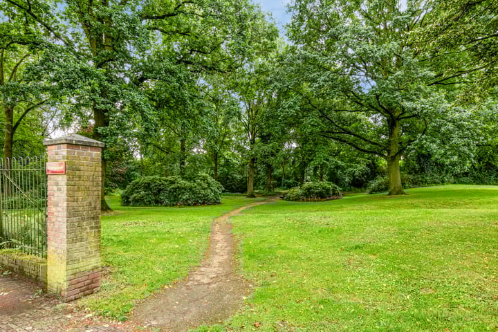 Foto 31 van Spoorstraat 38