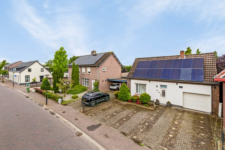 Foto 35 van Spoorstraat 38