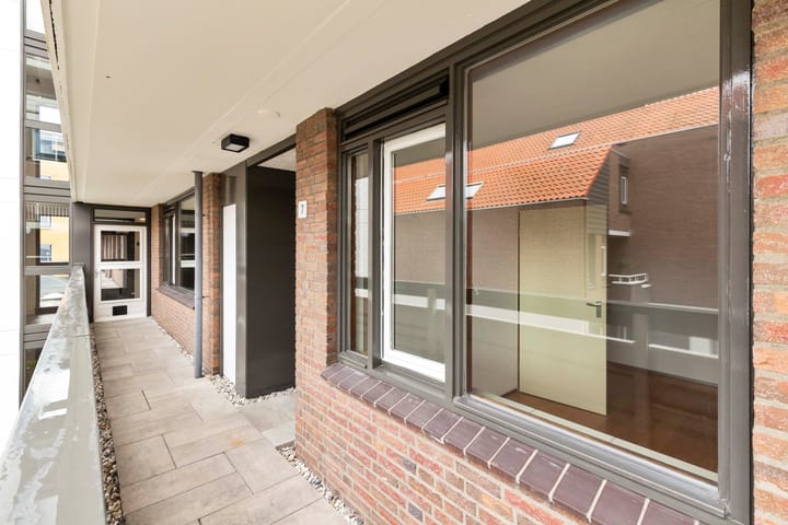 Foto 2 van Helfrichstraat 7