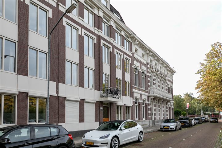 Bekijk foto 10 van Seeligsingel 18