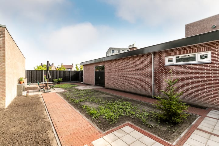 Photo 7 of Raadhuisstraat 11