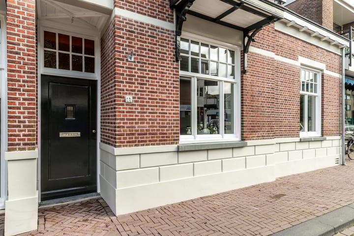 Photo 10 of Raadhuisstraat 11