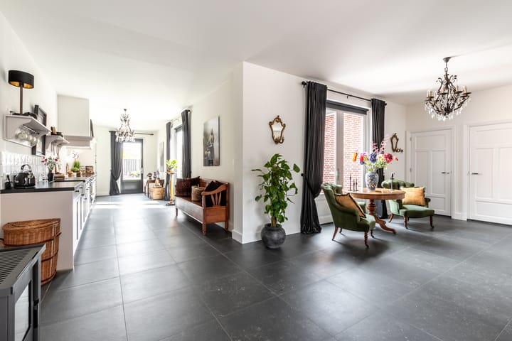 Photo 21 of Raadhuisstraat 11