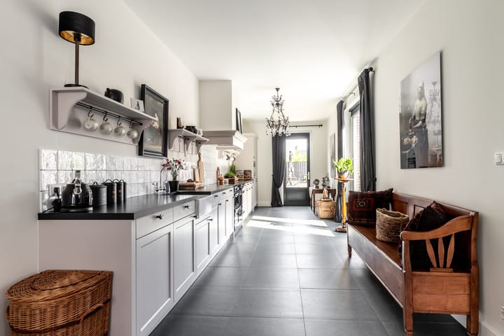 Photo 26 of Raadhuisstraat 11