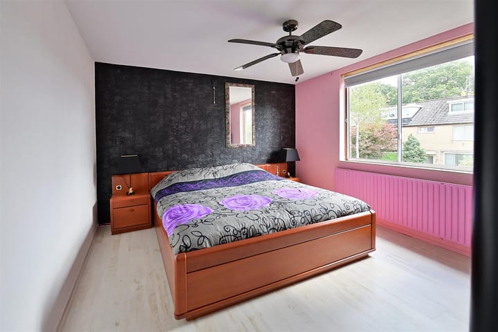 Foto 8 van Regenboog 36