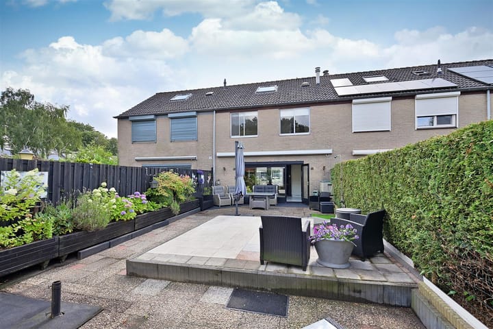 Foto 15 van Regenboog 36