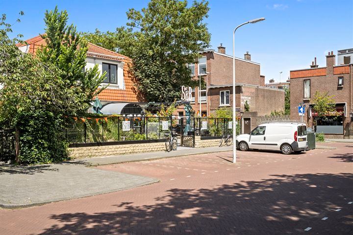 Bekijk foto 43 van Aucubastraat 34