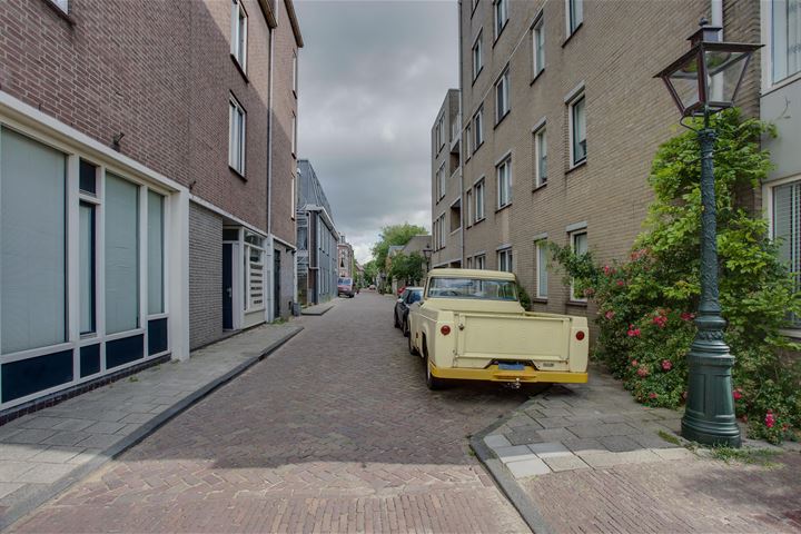 View photo 21 of Koolstraat 10