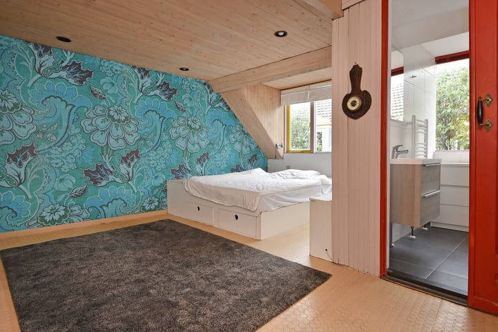 View photo 32 of Dirk Hoogenraadstraat 68-G