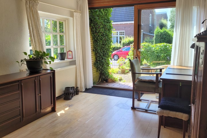 Bekijk foto 16 van Prins Hendrikstraat 12