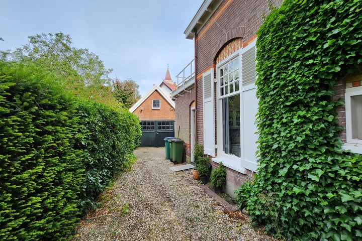 Bekijk foto 45 van Prins Hendrikstraat 12