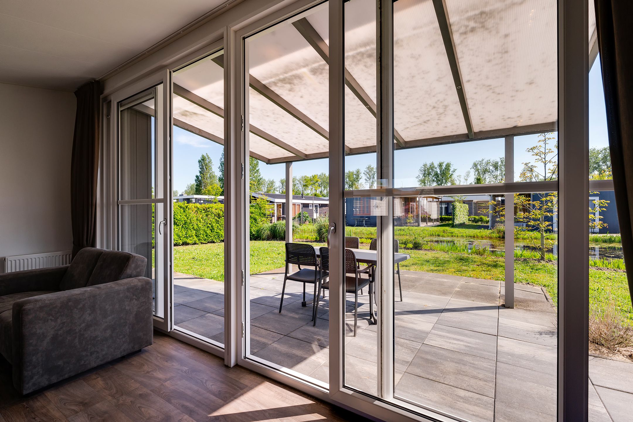 2-bedroom freehold villa in Dordrecht — photo 4 of 5
