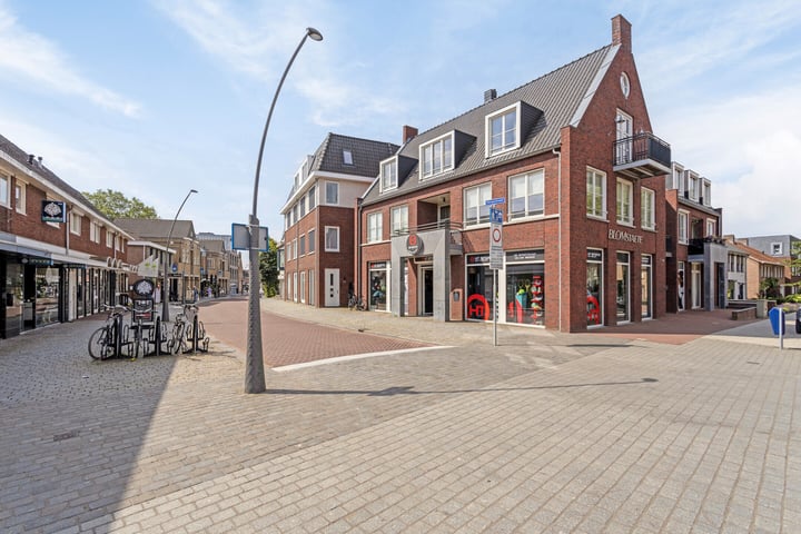 Bekijk foto 2 van Nieuwstraat 2-B