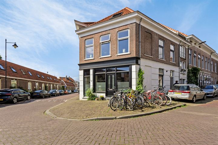 Bekijk foto 1 van Nijhoffstraat 1