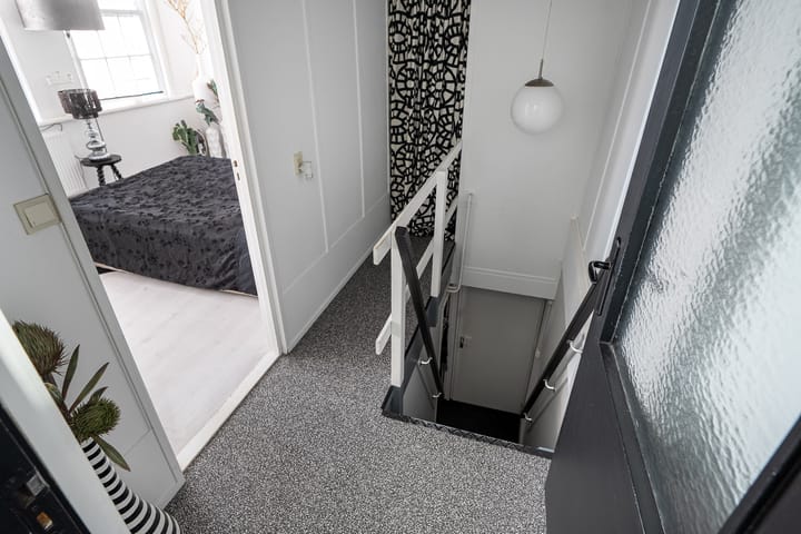 Photo 13 of Kruizebroederstraat 79