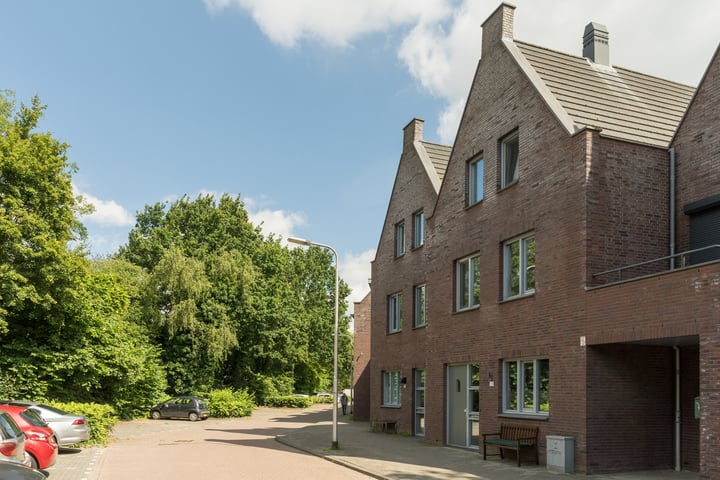 View photo 38 of Ringbaan-West 138