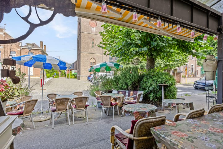 Foto 2 van Place du Roi Albert 19