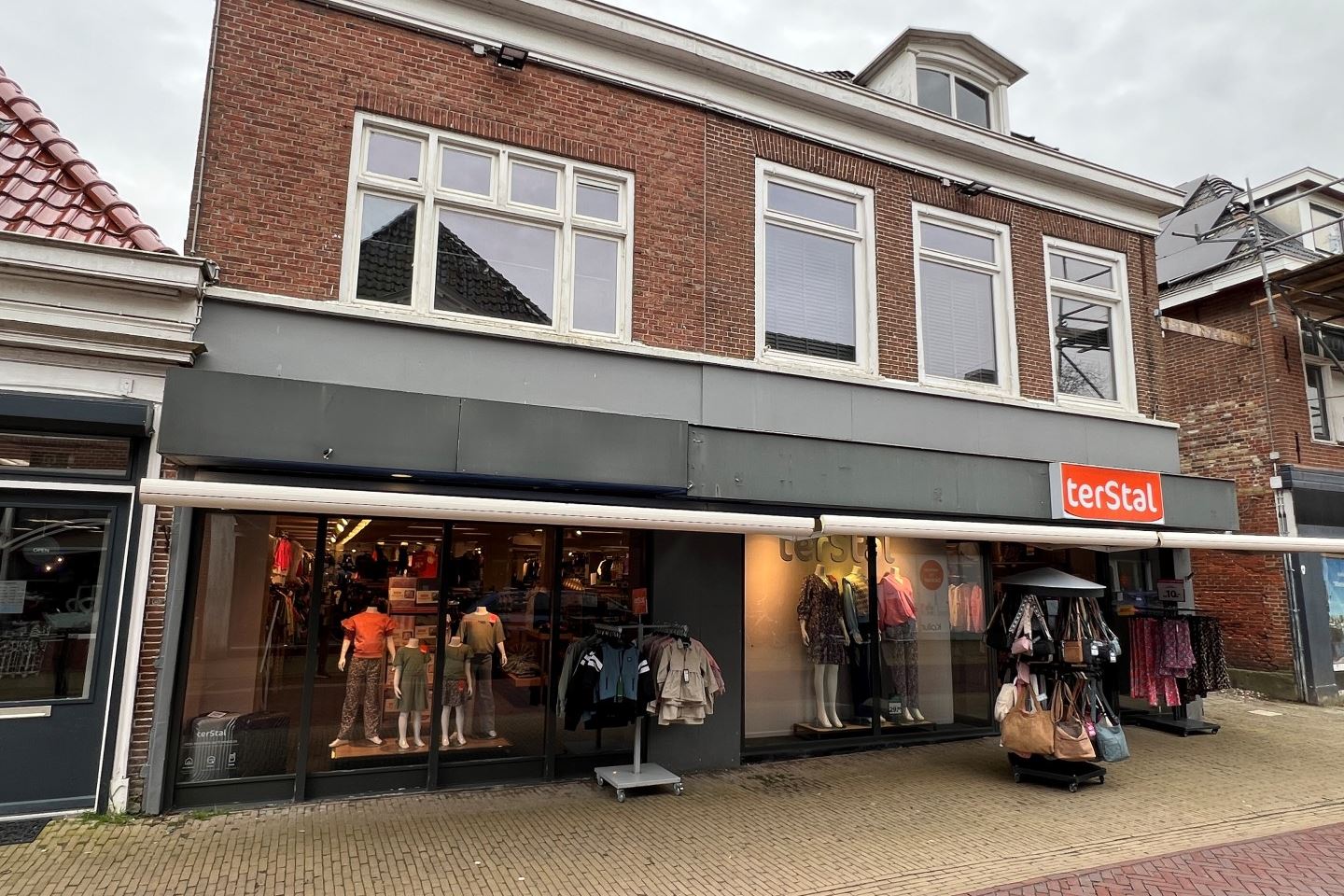 Bekijk foto 2 van Voorstraat 77