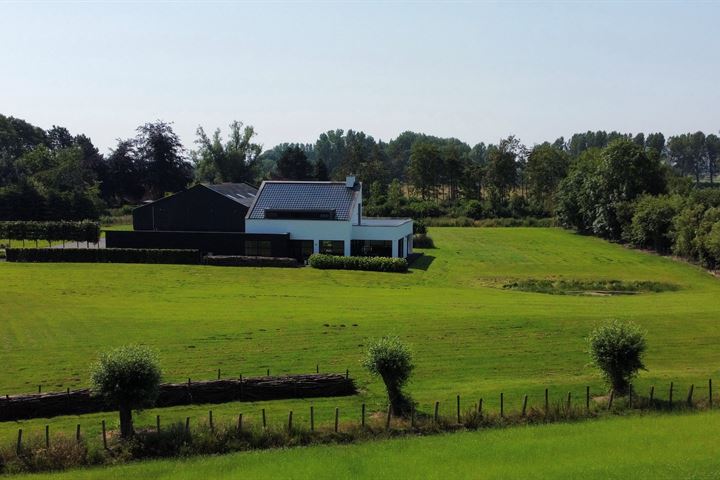 Bekijk foto 30 van Molenweg 2