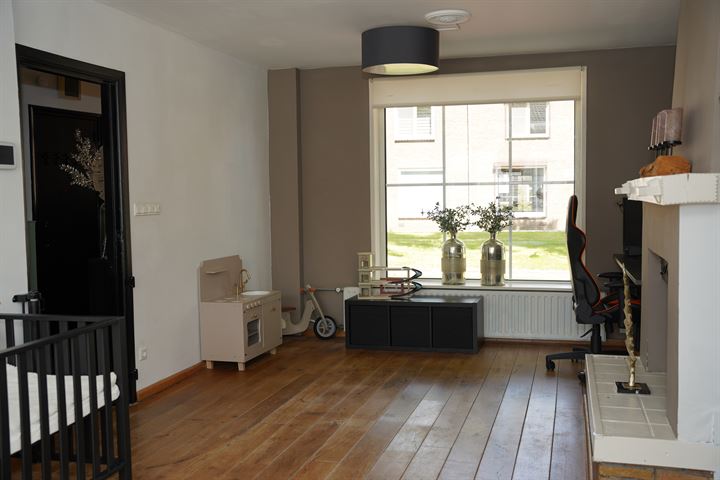 View photo 9 of Prinsessenstraat 3