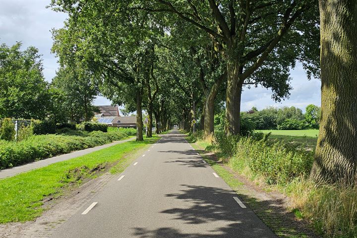 Bekijk foto 32 van Randweg 24