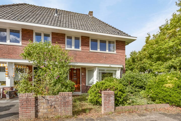 Foto 3 van Van Catsstraat 1