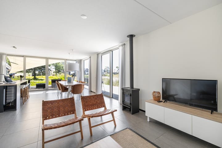 Photo 12 of Ridderstee 253