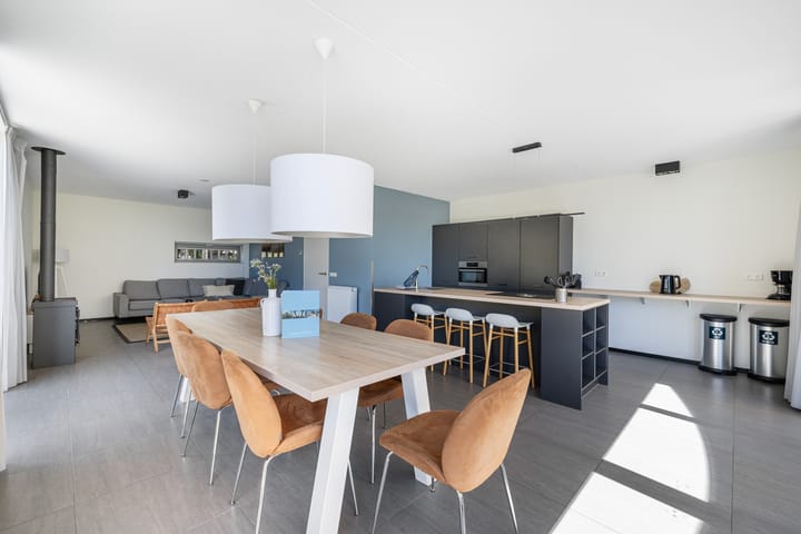 Photo 14 of Ridderstee 253