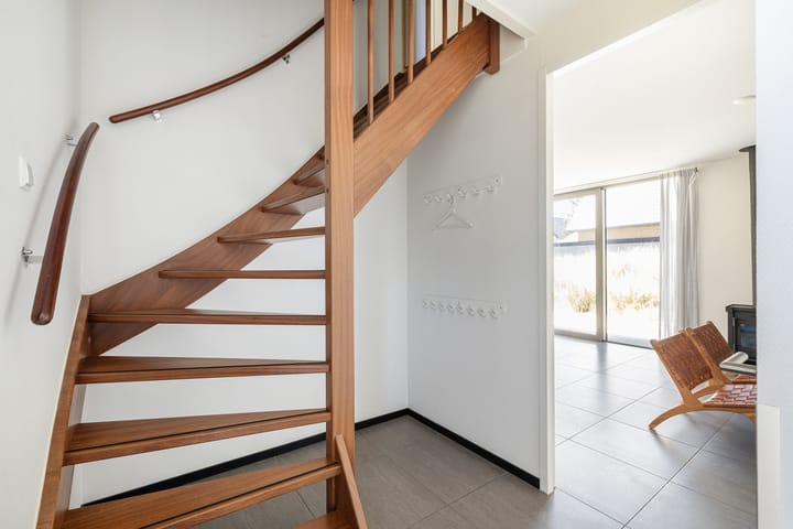 Photo 17 of Ridderstee 253