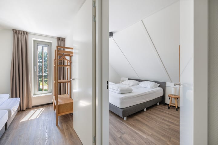 Photo 24 of Ridderstee 253