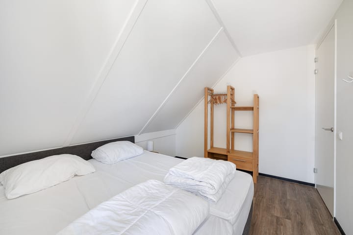 Photo 26 of Ridderstee 253