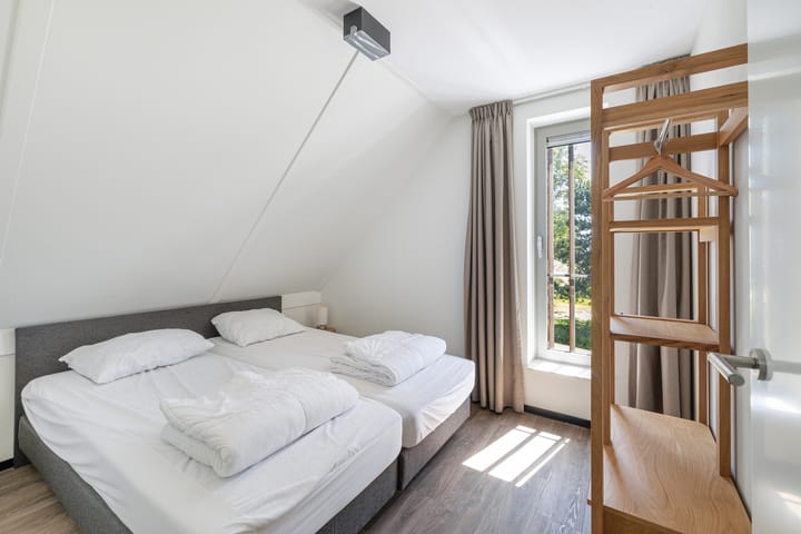 Photo 27 of Ridderstee 253