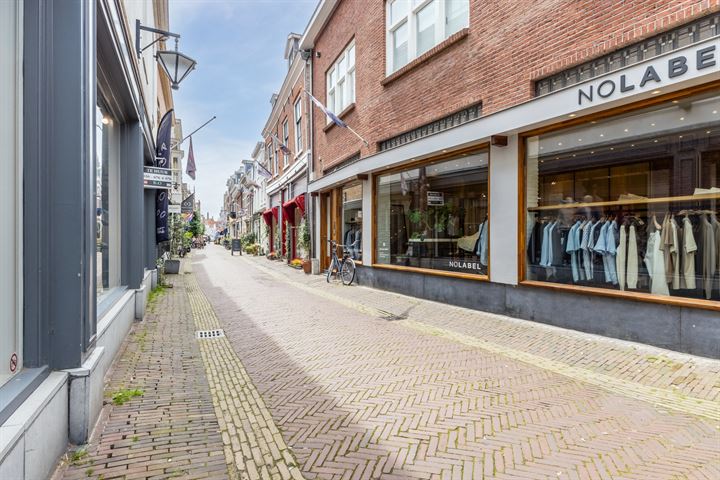 View photo 42 of Frankestraat 5-B