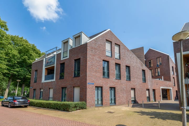 Foto 7 van Oranjeplaats 15