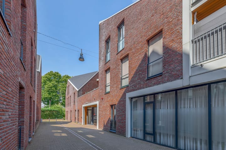 Foto 41 van Oranjeplaats 15