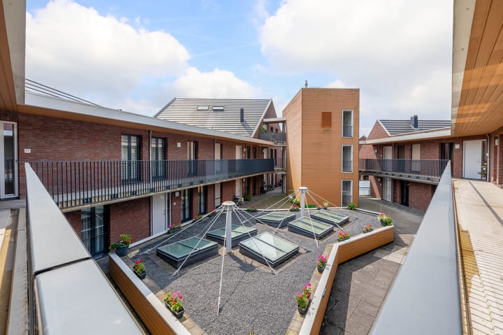 Foto 12 van Oranjeplaats 15