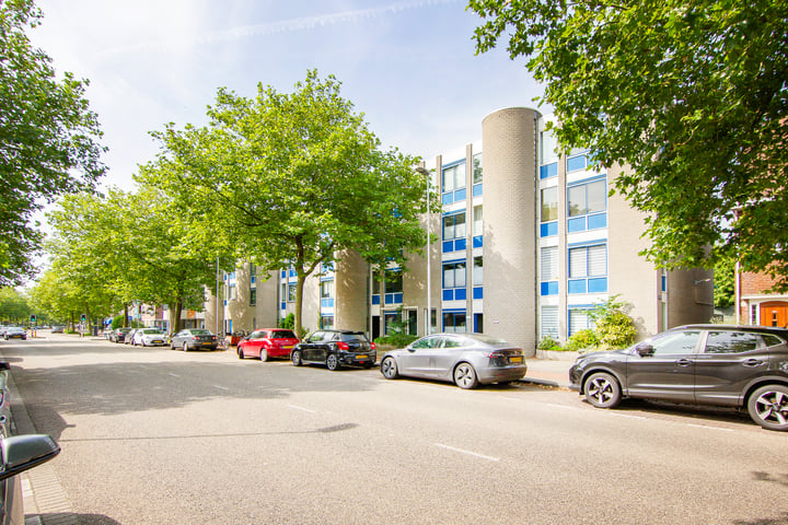 Bekijk foto 1 van Rijksstraatweg 393