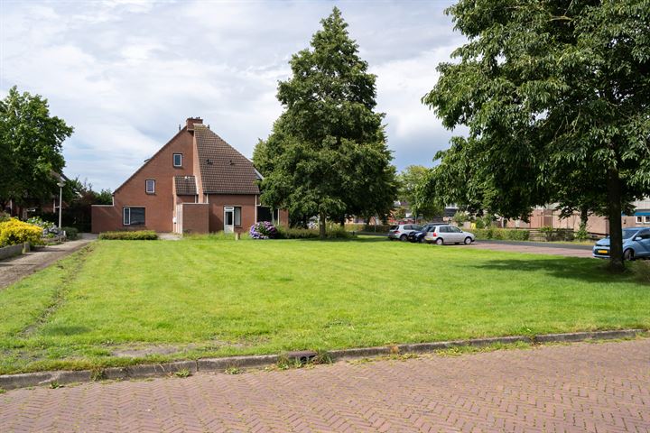 Bekijk foto 34 van Couperusstraat 3