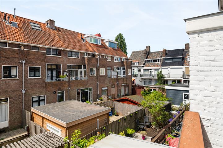 View photo 9 of Hagedoornstraat 10-B