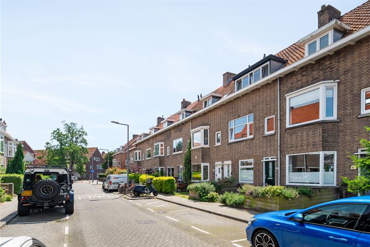 View photo 22 of Hagedoornstraat 10-B