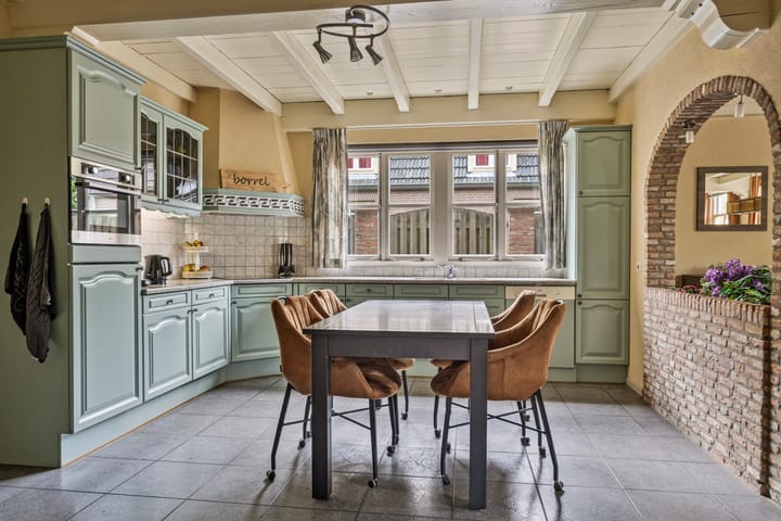 Foto 8 van Haarsteegsestraat 49