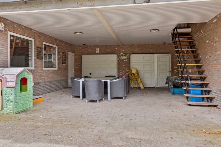 Foto 35 van Haarsteegsestraat 49