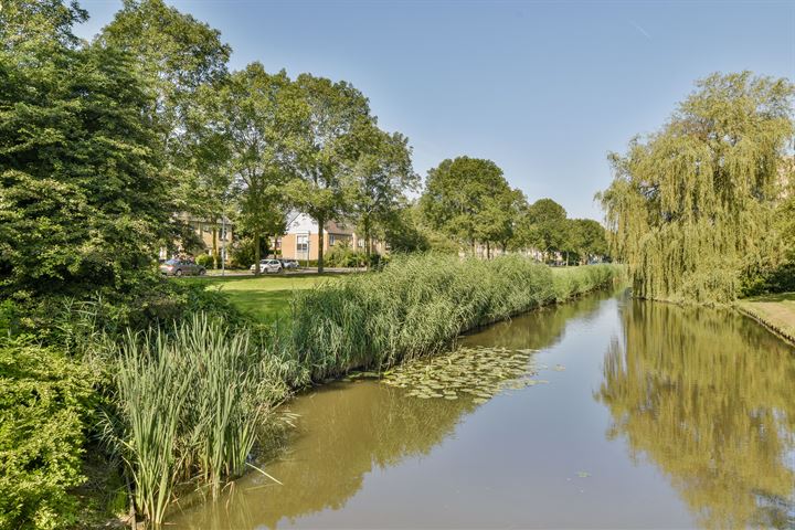 Bekijk foto 4 van Rosa Spierlaan 356