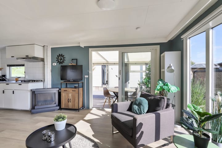 Photo 6 of Bandijk 60