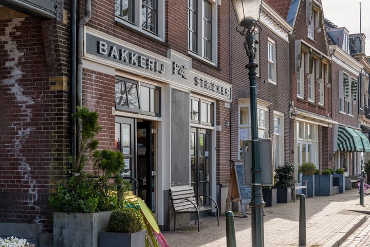 Photo 16 of Hellingstraat 40